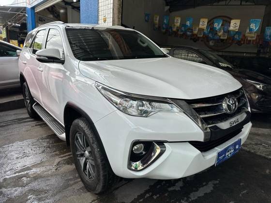 TOYOTA HILUX SW4 2.7 SR 4X2 16V FLEX 4P AUTOMÁTICO